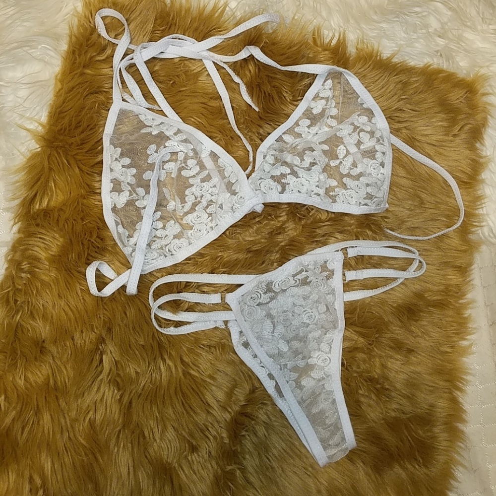 💘NWOT White Lingerie💘